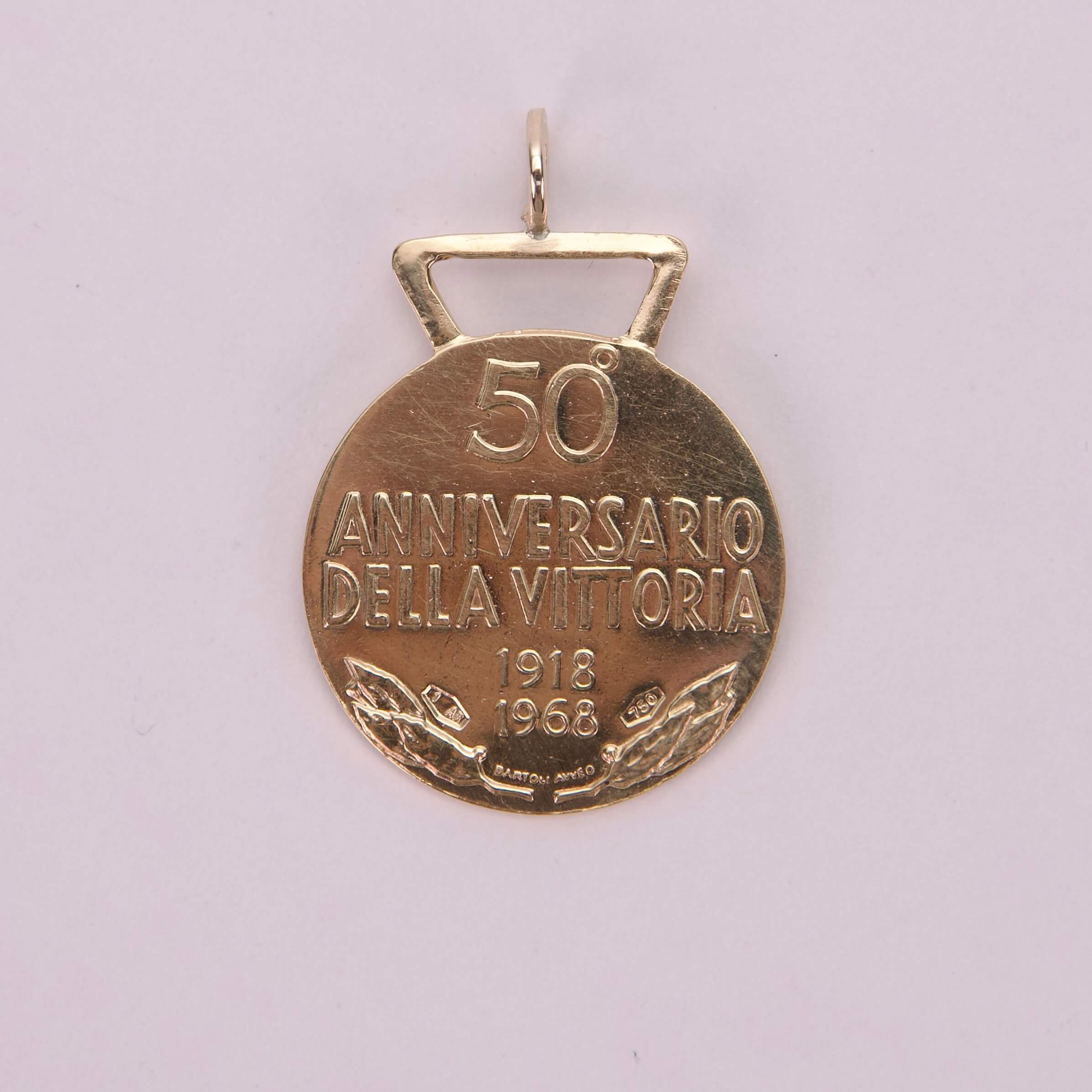 Gold medal commemorating victory anniversary, 1918-1968.