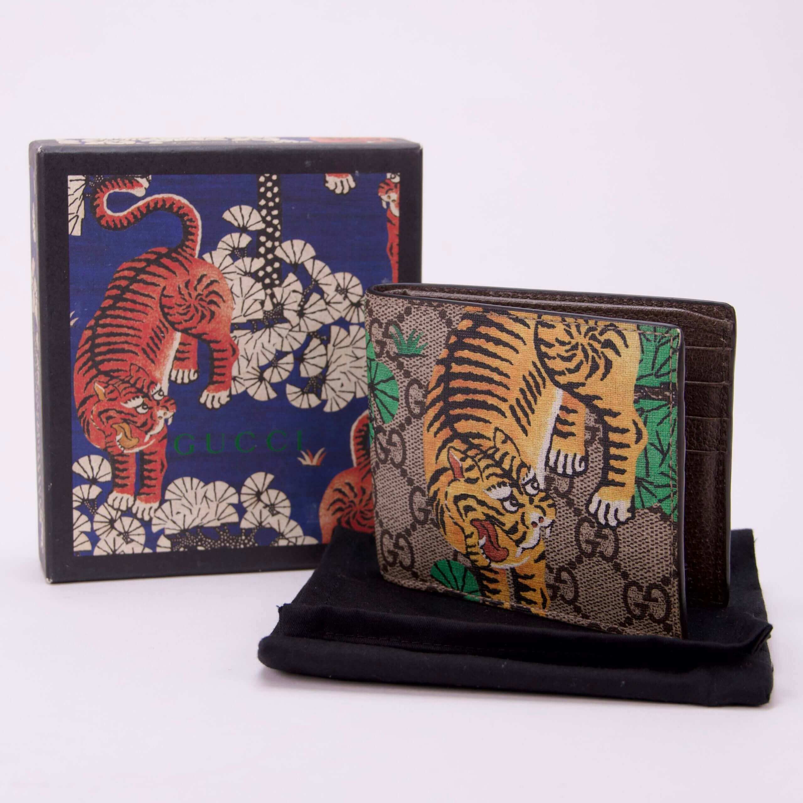 Tiger-patterned wallet with matching decorative box.