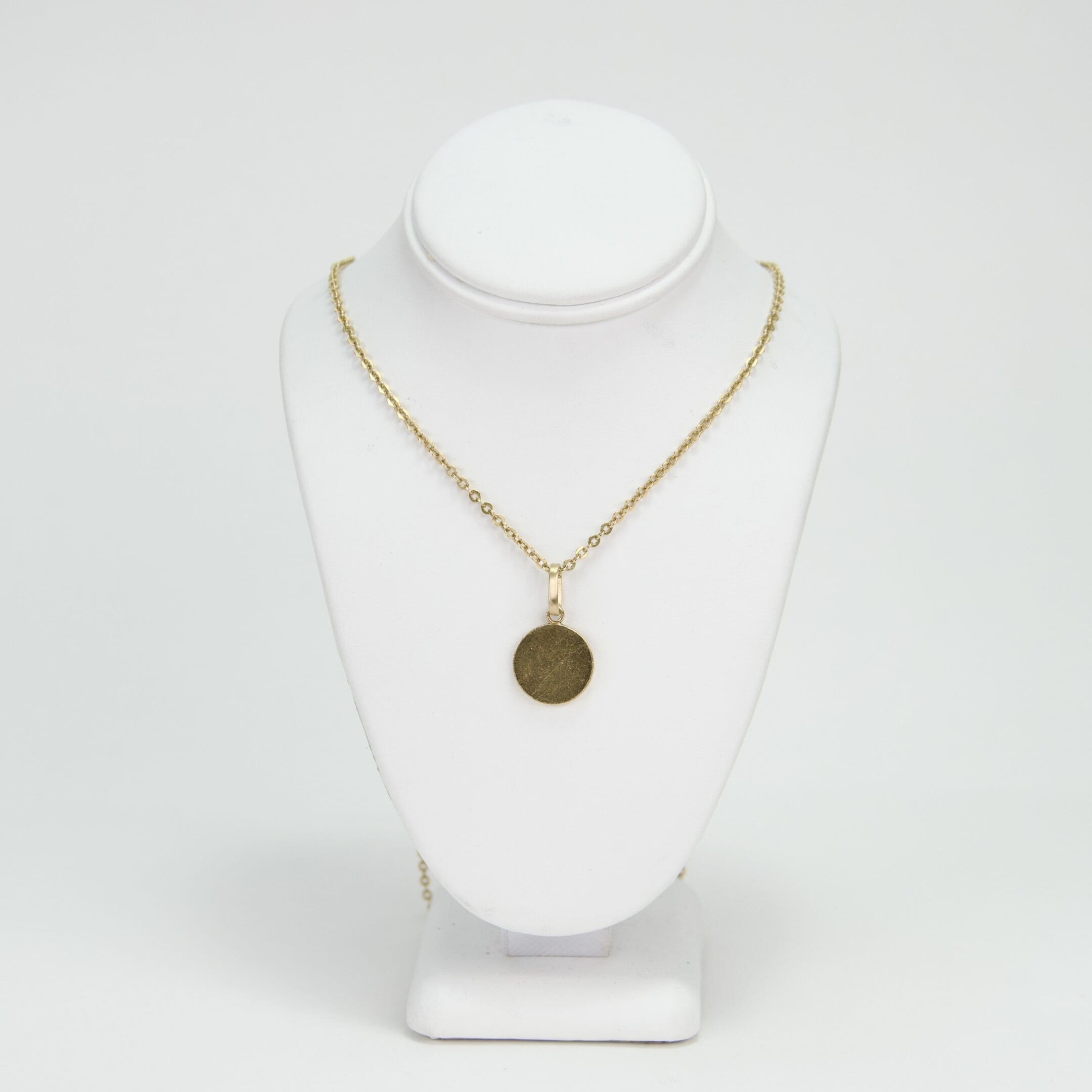 Cartier 18k Yellow Gold & Enamel C de Cartier Poker Chip Charm Pendant - Image 3