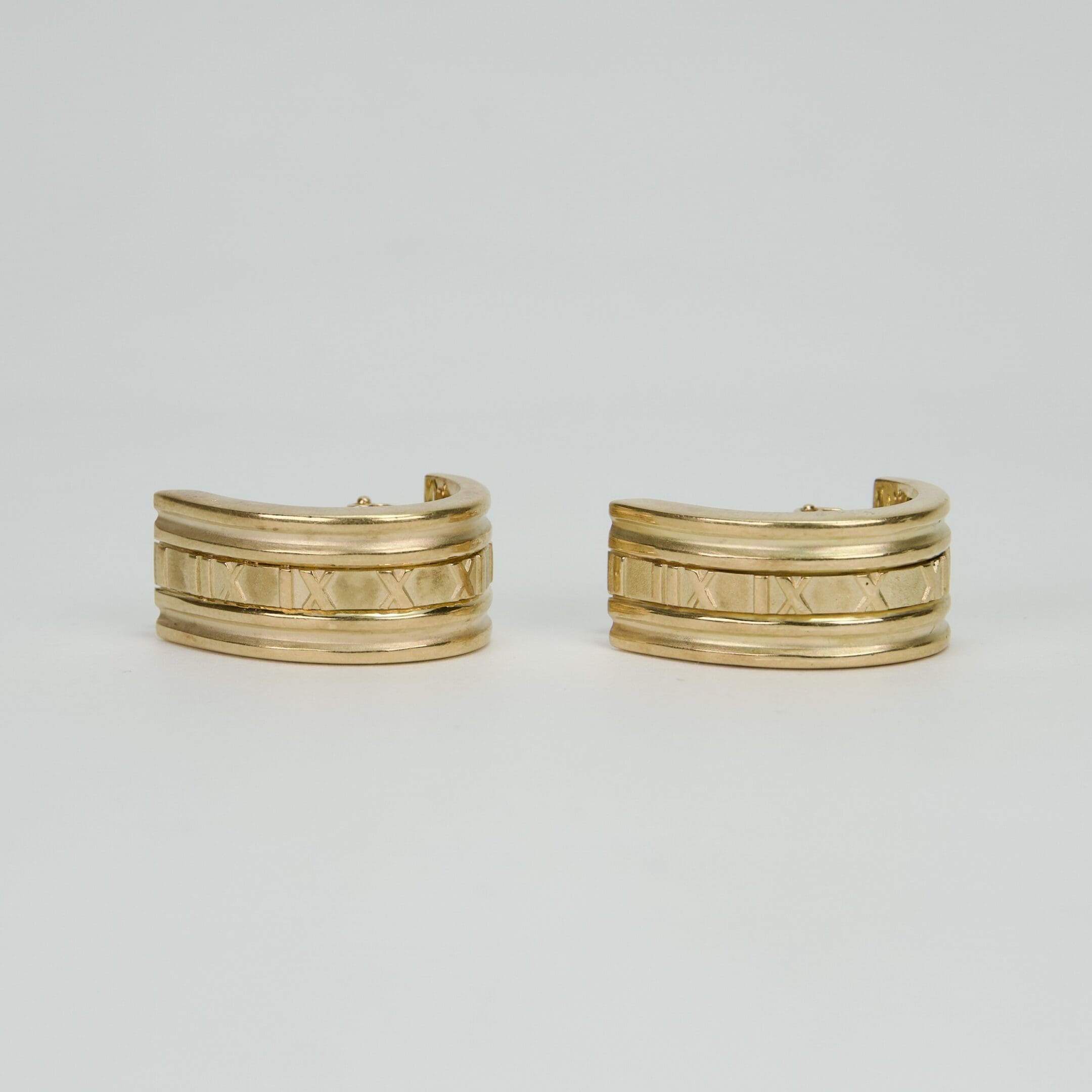 Tiffany & Co. Vintage 18k Yellow Gold Atlas Hoop Earrings - Image 6