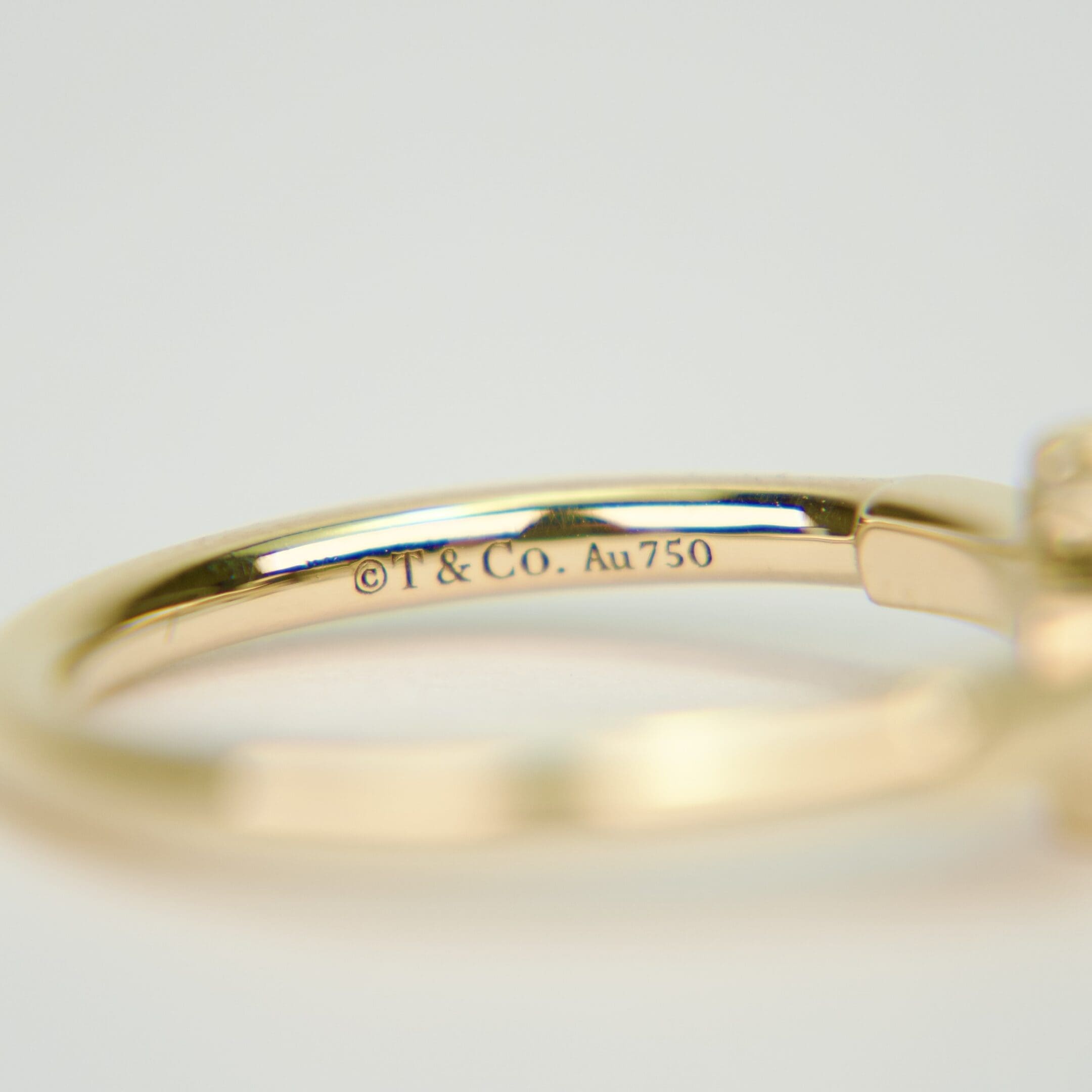Tiffany & Co. 18k Yellow Gold T Wire Ring Size 4.5 - Image 8