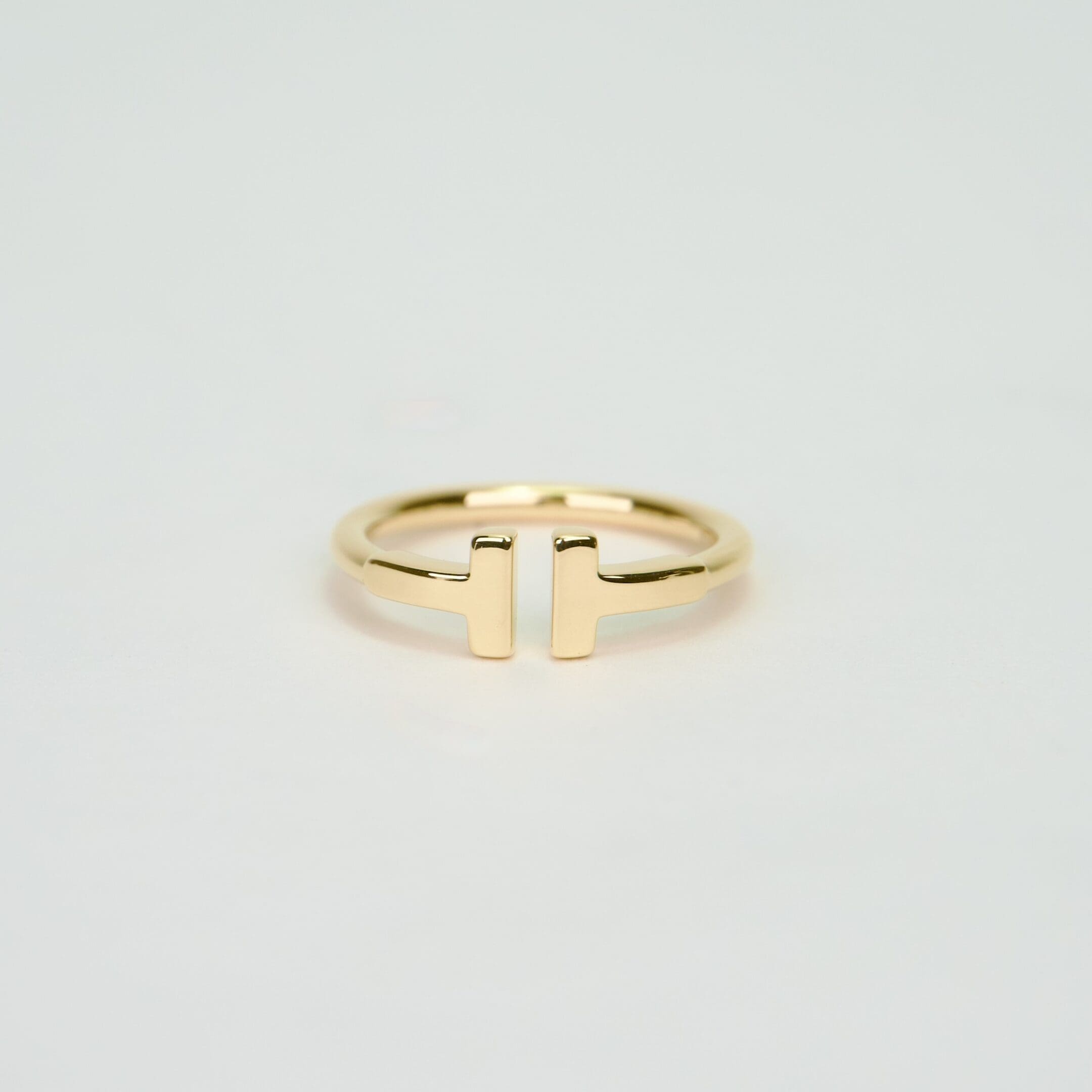 Tiffany & Co. 18k Yellow Gold T Wire Ring Size 4.5