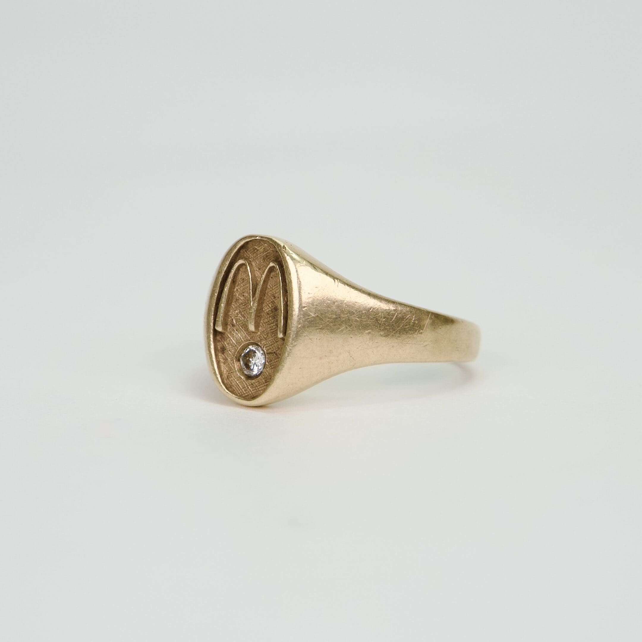 VINTAGE 10k Yellow Gold McDonald's "M" Diamond Signet Ring Sz 9.75 - Image 3