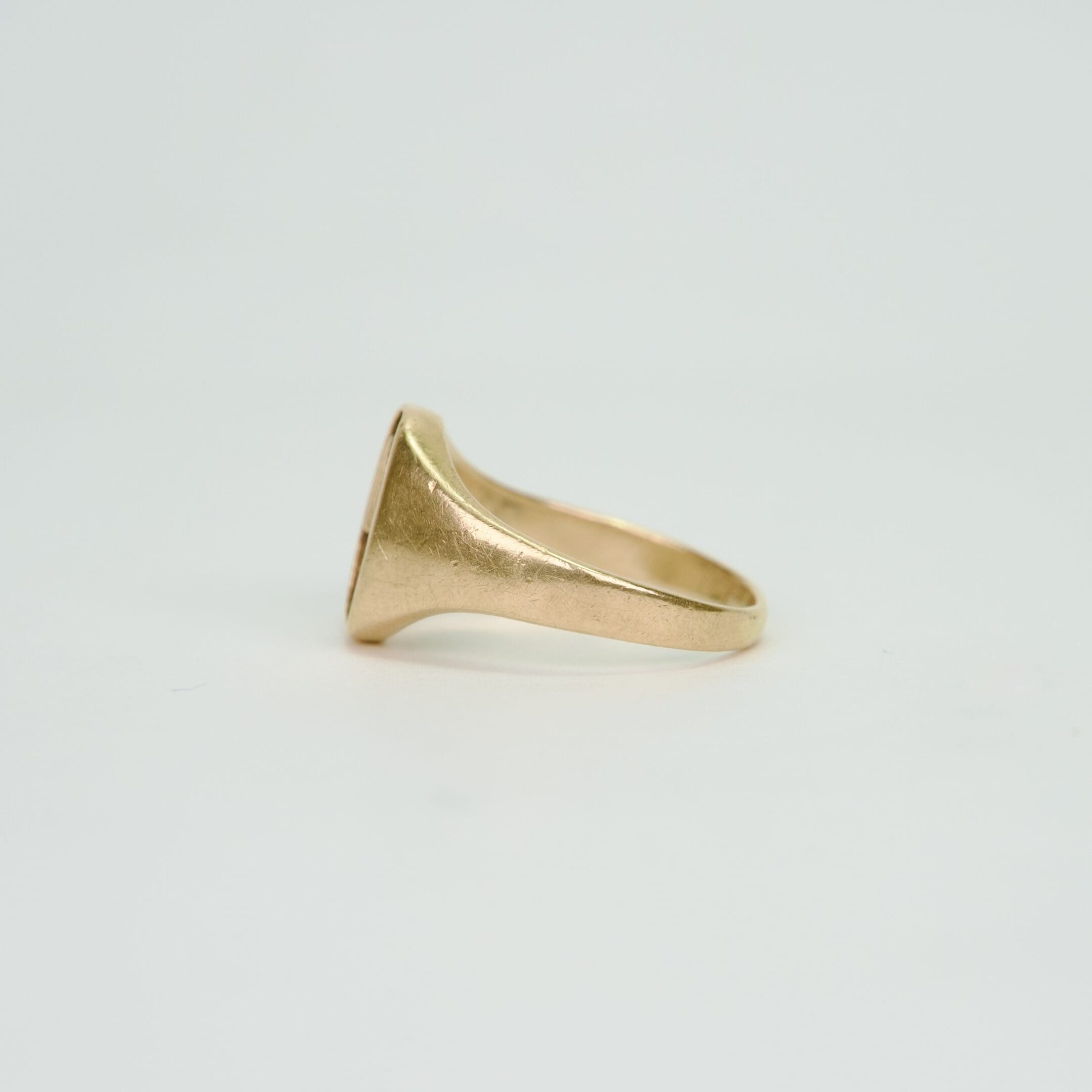 VINTAGE 10k Yellow Gold McDonald's "M" Diamond Signet Ring Sz 9.75 - Image 4