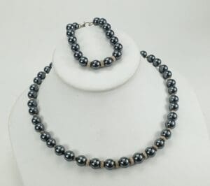 Black pearl necklace and bracelet set.