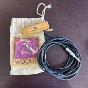 Seymour Duncan pickup with cable and bag.