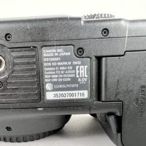 Bottom view of Canon EOS 5D Mark IV.