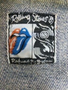 Rolling Stones patch on denim fabric.
